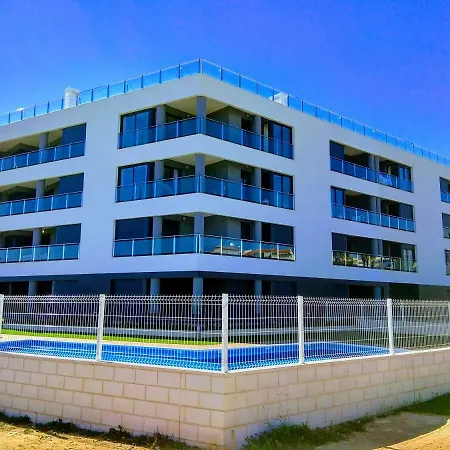 Pinada Beach Iv Апартаменты