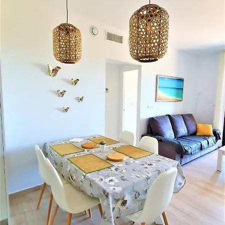 Pinada Beach Iv Апартаменты *