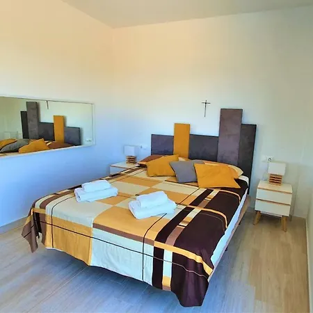 Апартаменты Pinada Beach Iv