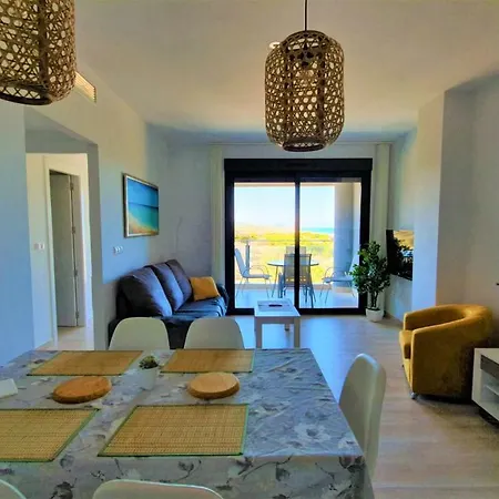Pinada Beach Iv Apartment
